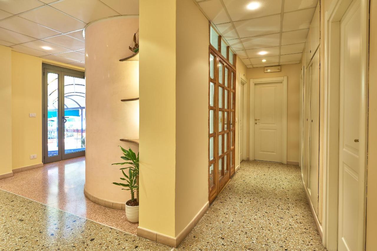 Albergo Natalina Finale Ligure Dış mekan fotoğraf