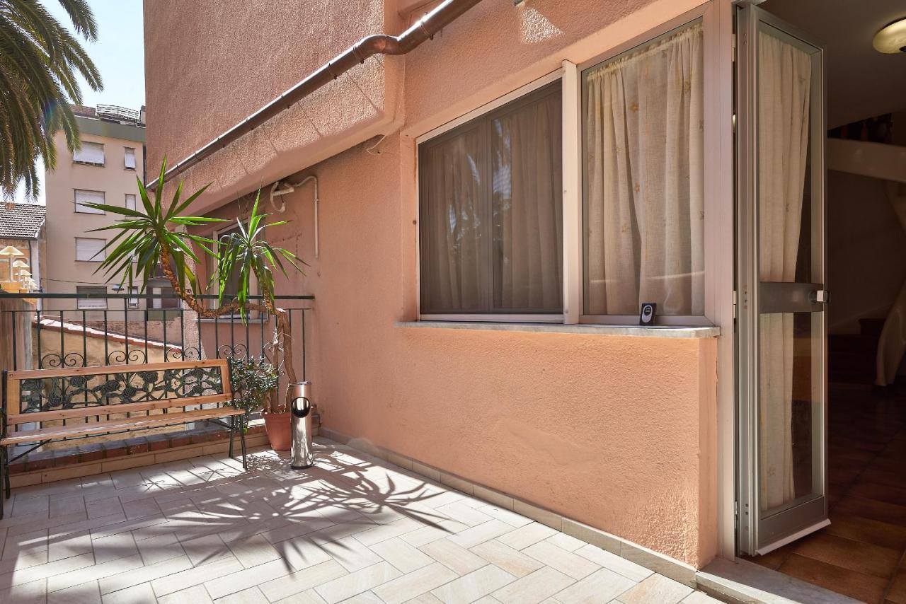 Albergo Natalina Finale Ligure Dış mekan fotoğraf