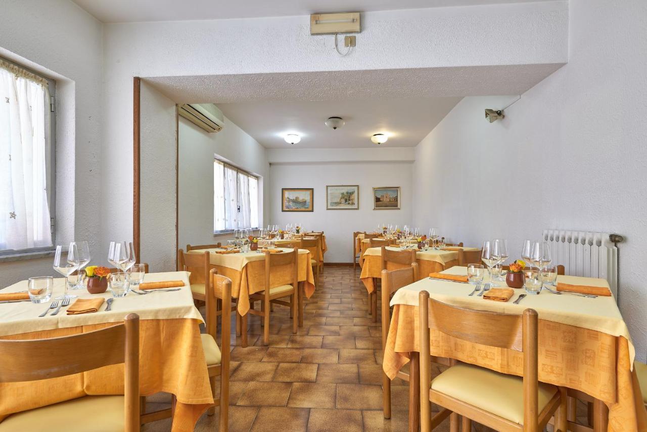 Albergo Natalina Finale Ligure Dış mekan fotoğraf