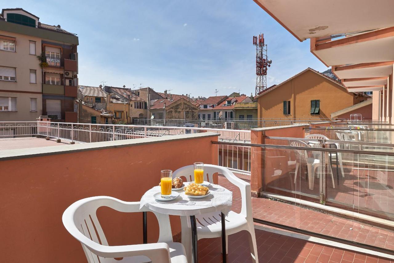 Albergo Natalina Finale Ligure Dış mekan fotoğraf